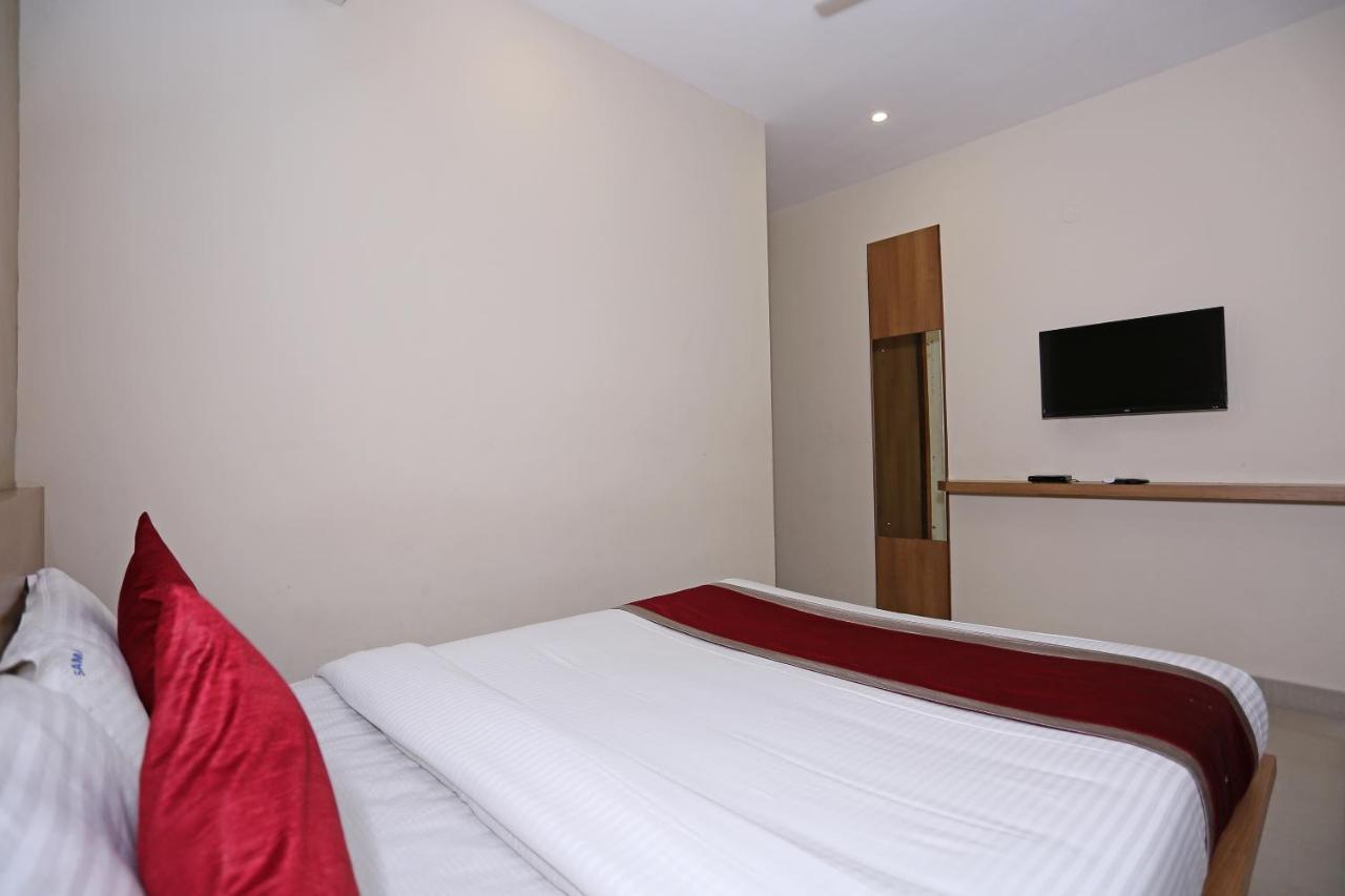 Oyo 6447 Samasth Rooms And Suites Maisúr Exteriér fotografie
